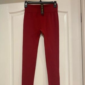 Womens Boutique (Thrive) Red Leggings One Size (Fits S/M)  New Mix Brand NWT!!